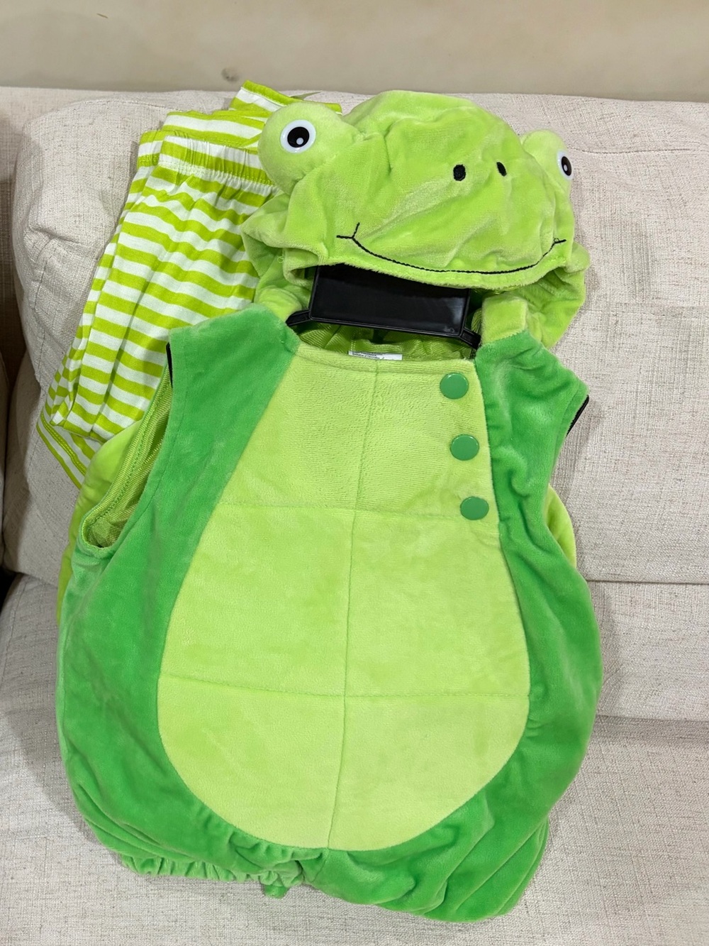 Size 12-18 months Turtle Costume 🐢
